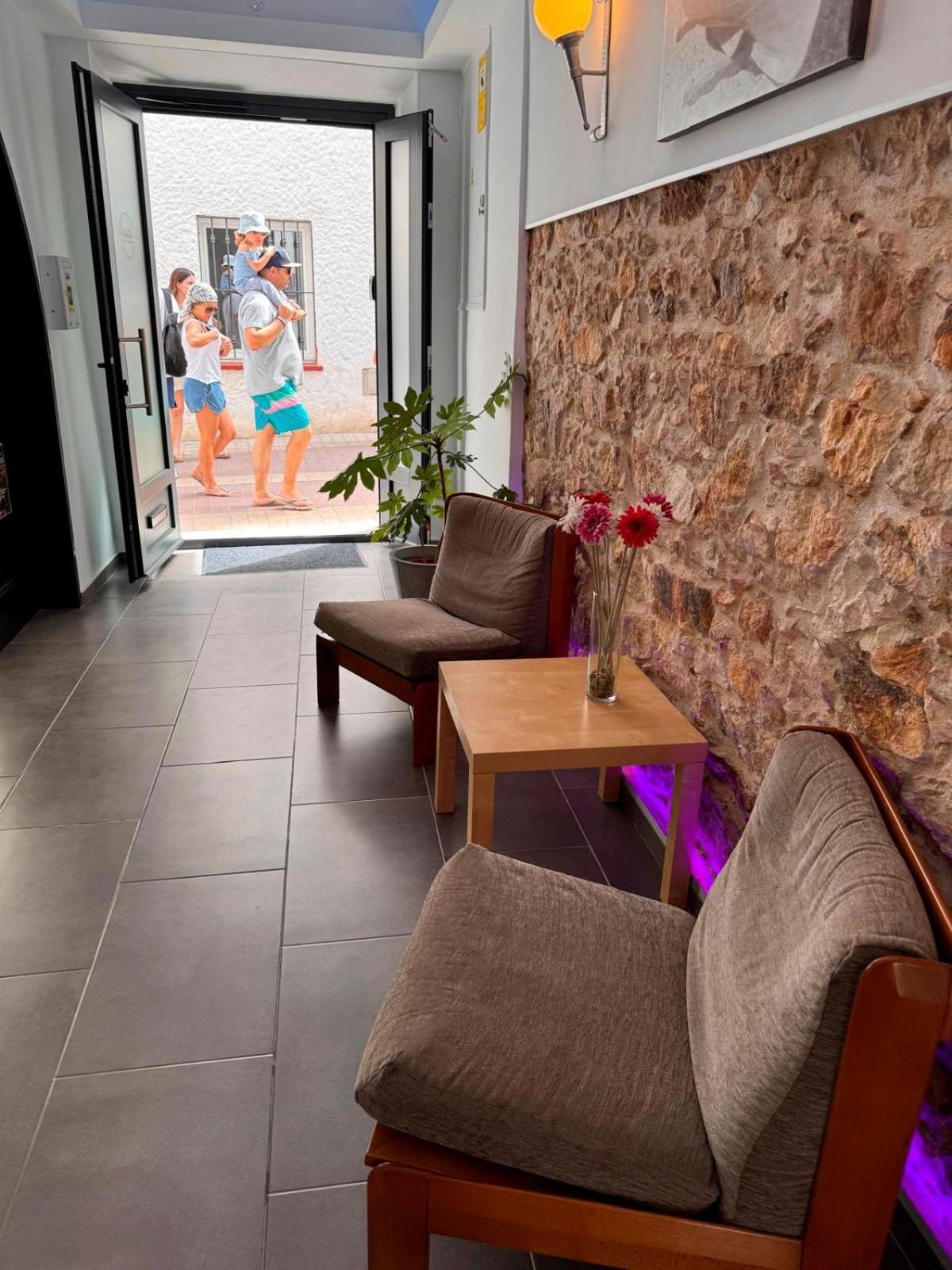 Hostal Mediterraneo Tossa de Mar Exterior photo