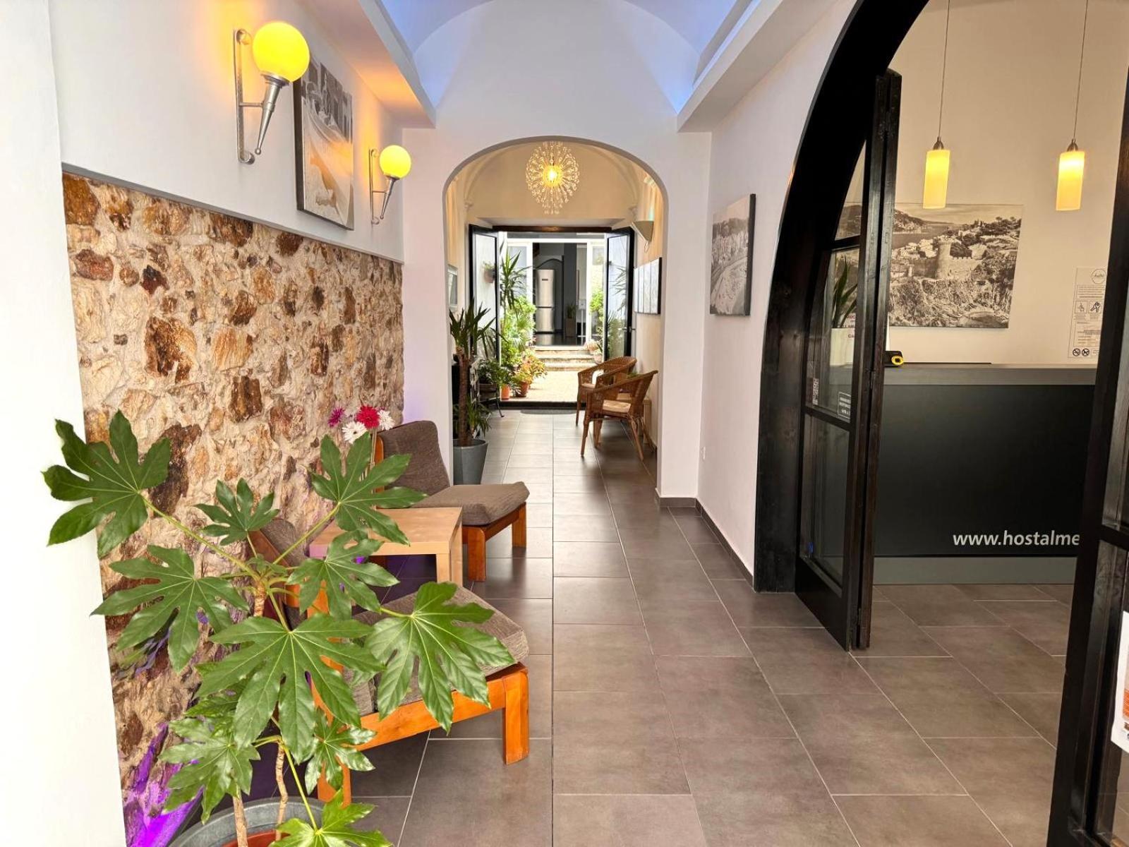 Hostal Mediterraneo Tossa de Mar Exterior photo